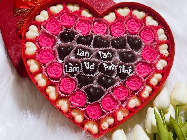 Quà tặng valentine làm vợ anh nhé em